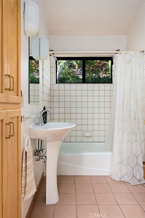 Tiny photo for 957 Skyline Drive, San Luis Obispo, CA 93405 (MLS # SC26068437)