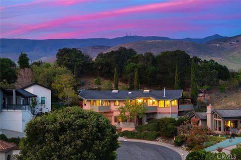 Tiny photo for 957 Skyline Drive, San Luis Obispo, CA 93405 (MLS # SC26068437)