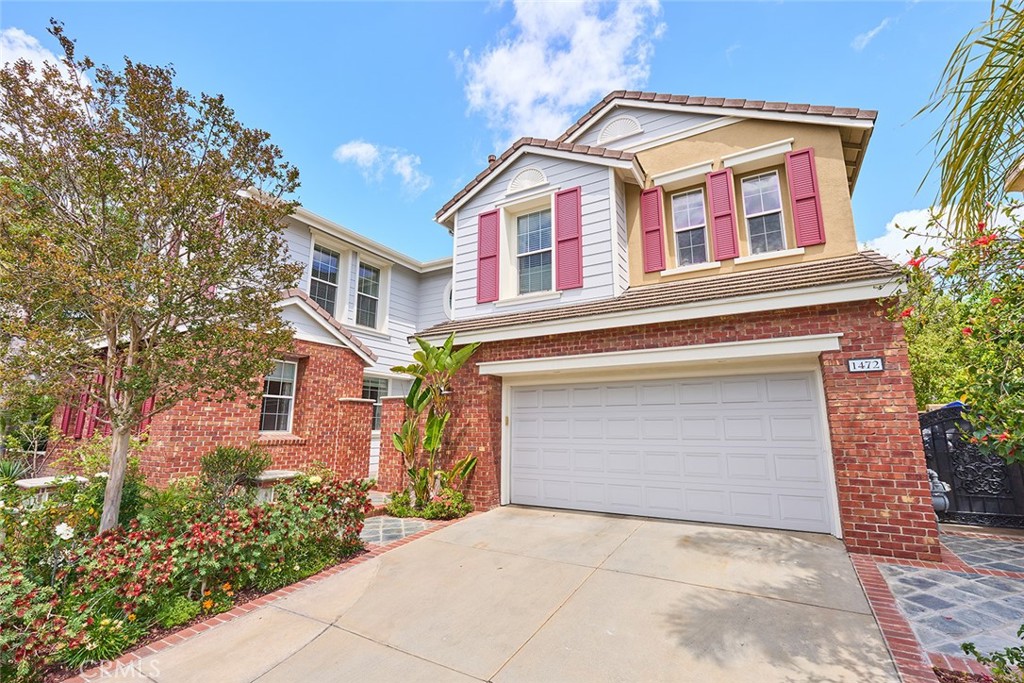 1472 Nicolas Way