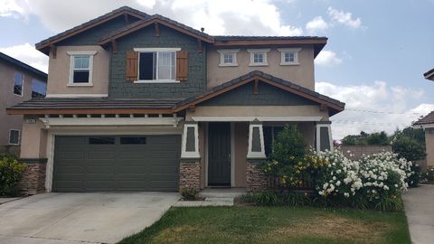 Photo of 1343 Estel Dr, Pomona, CA 91768 (MLS # CV26026006)