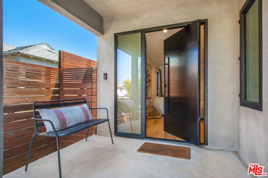 3558 S Muirfield Road, Los Angeles CA 90016