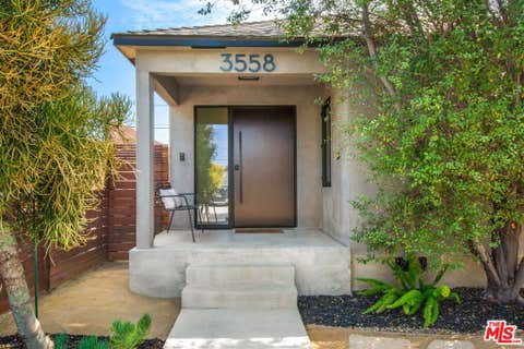 Photo of 3558 S Muirfield Road, Los Angeles, CA 90016 (MLS # 26833321)
