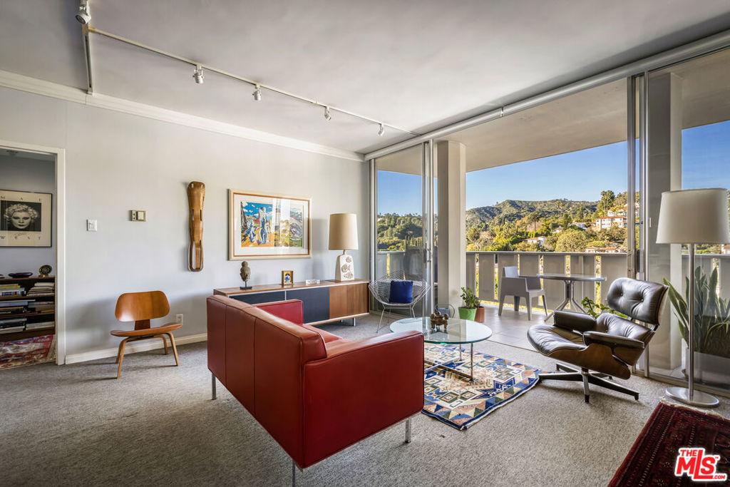 4411 Los Feliz Boulevard 1104