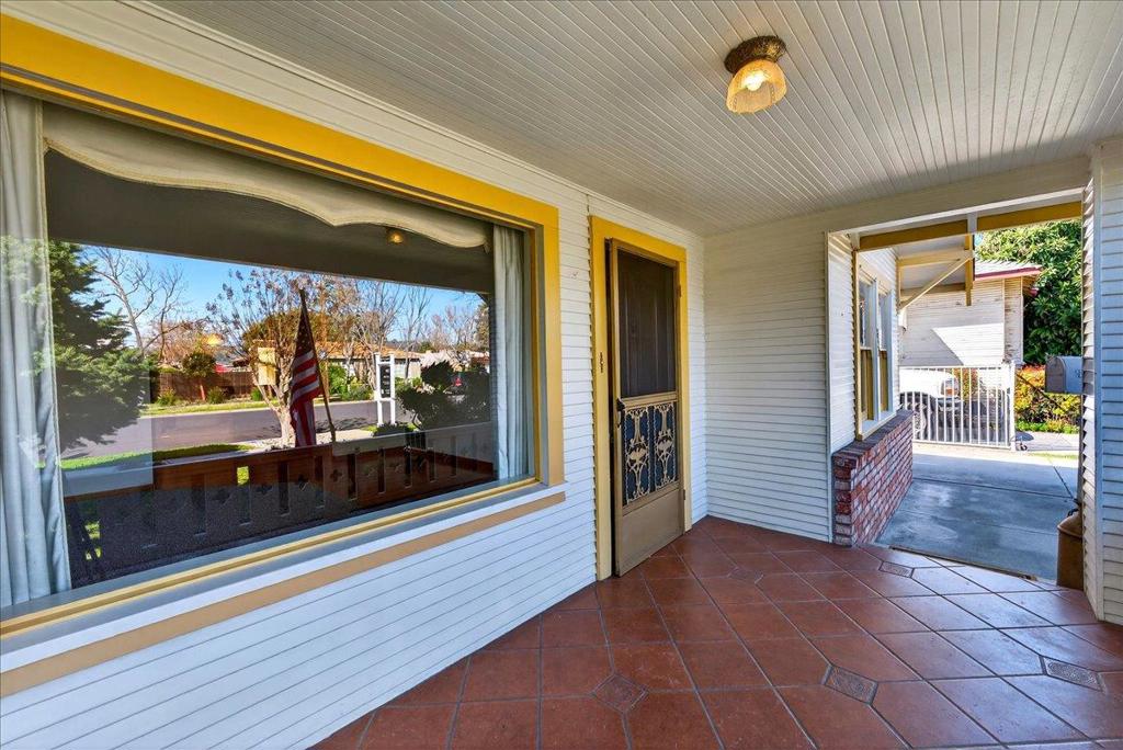 7429 Alexander Street