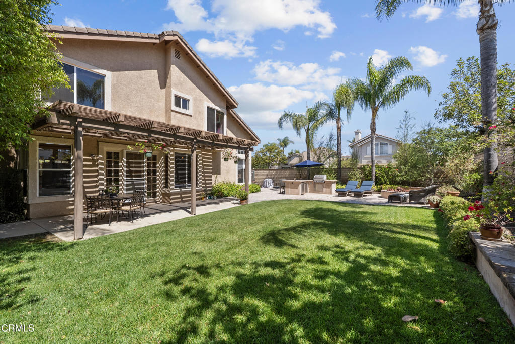 1290 La Culebra Circle