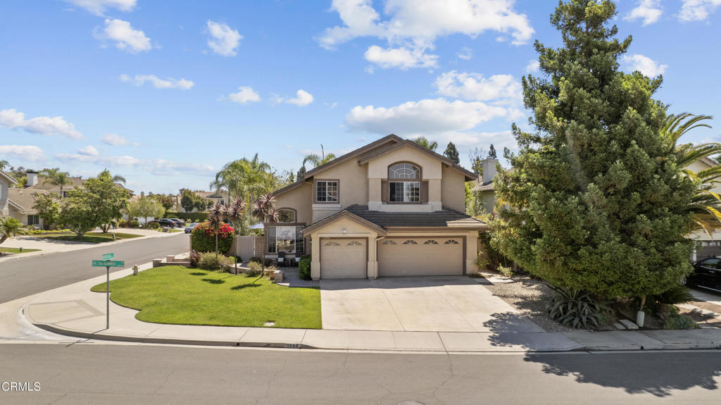 1290 La Culebra Circle