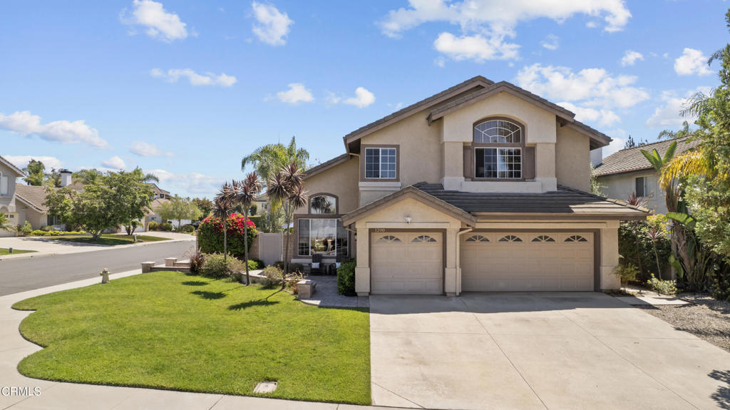 1290 La Culebra Circle