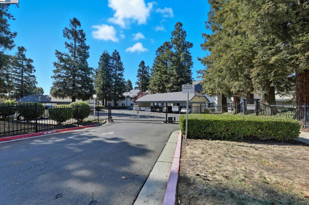 WARM SPRINGS - Residential