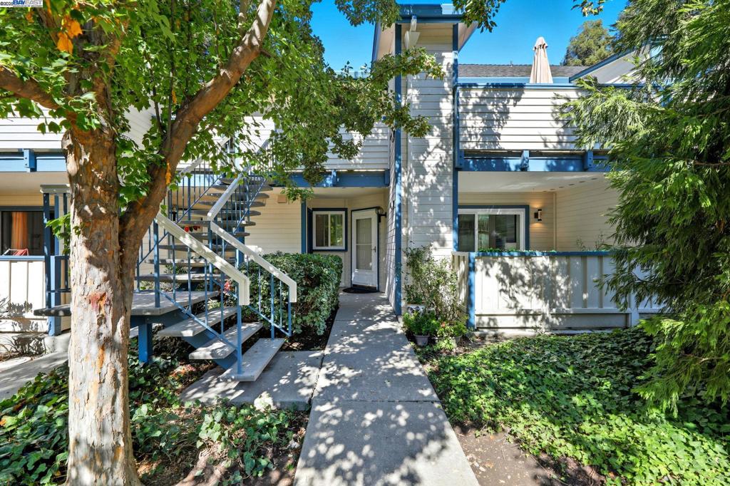 WARM SPRINGS - Residential