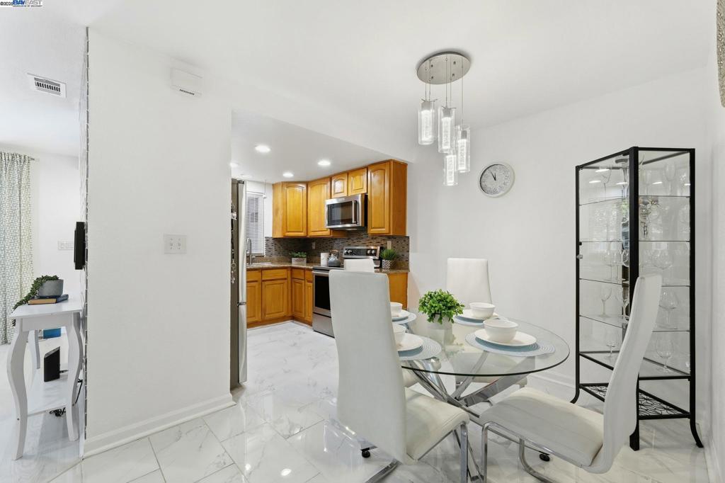 WARM SPRINGS - Residential