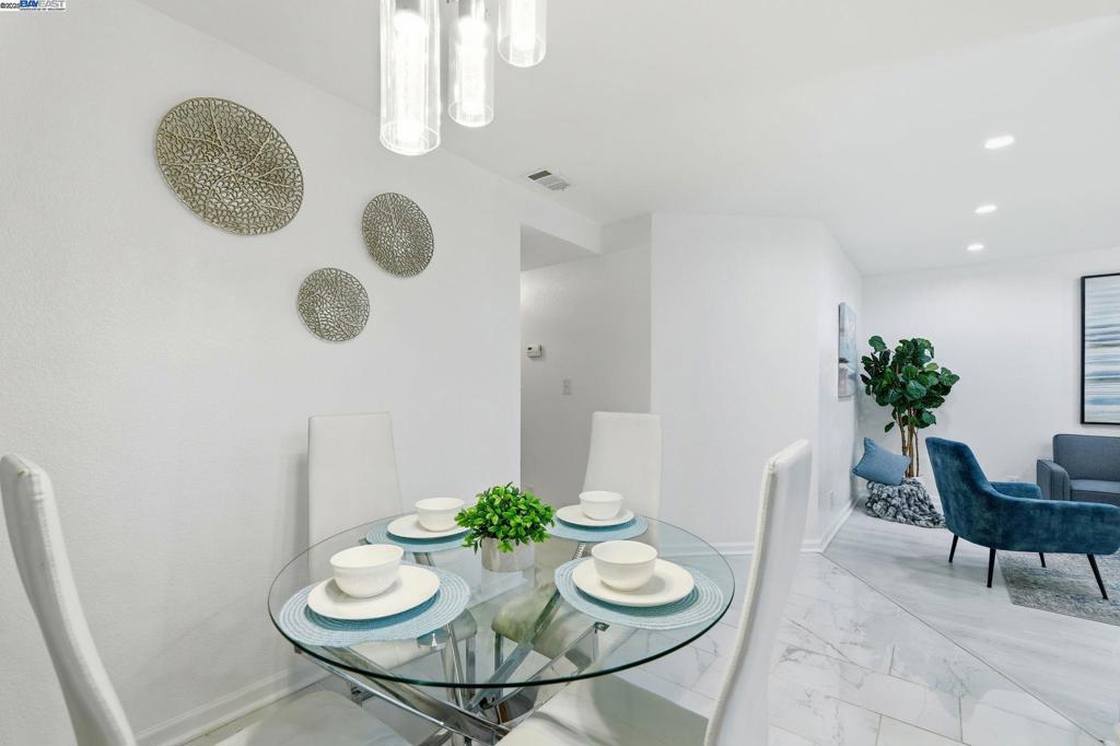 WARM SPRINGS - Residential