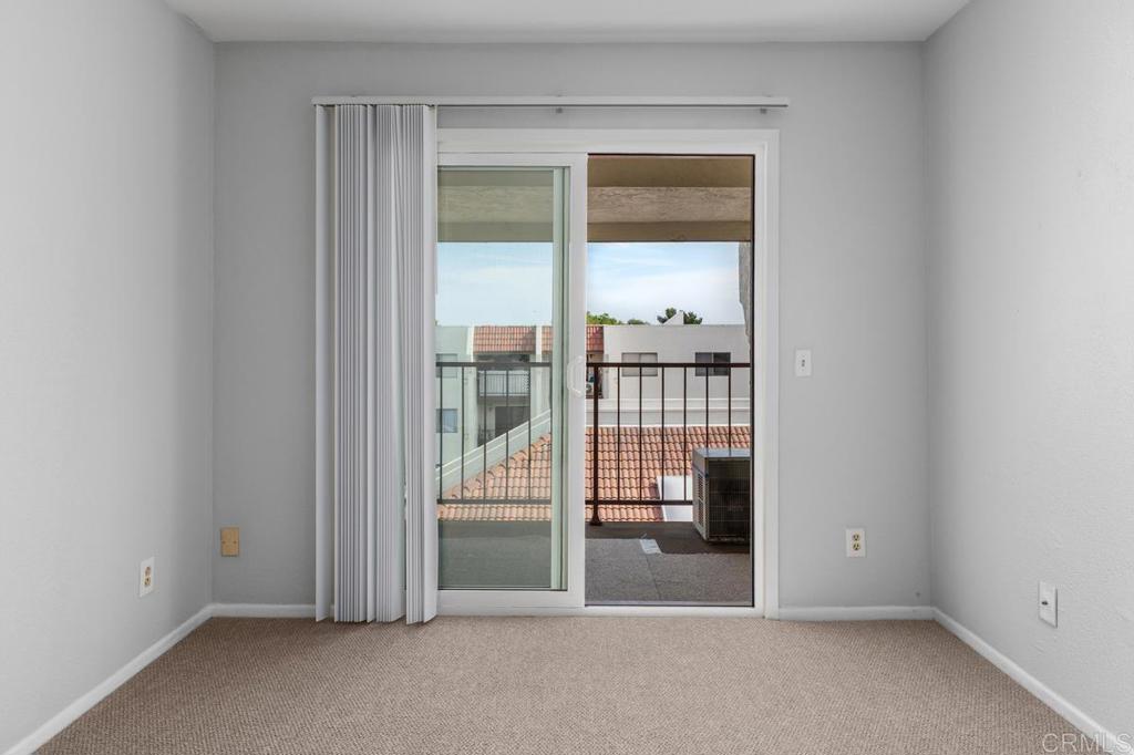 6350 Genesee Avenue 320