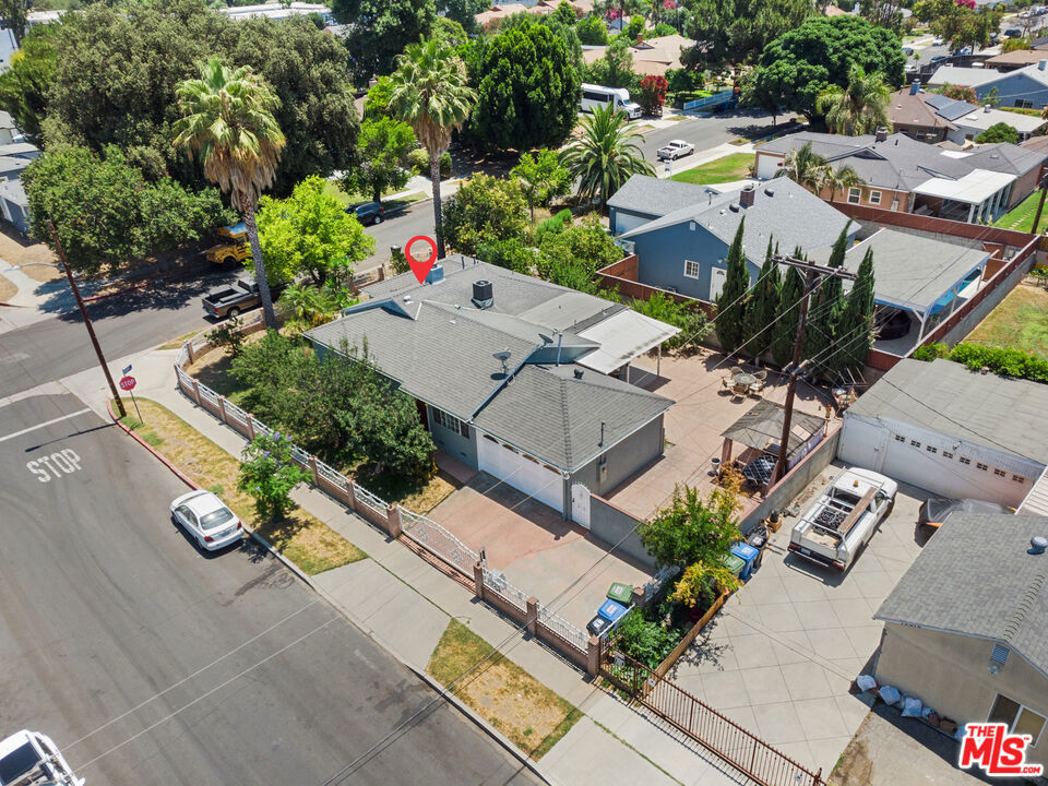 6529 Amigo Avenue