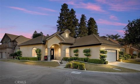 Photo of 124 Stockdale Circle, Bakersfield, CA 93309 (MLS # PI25239019)