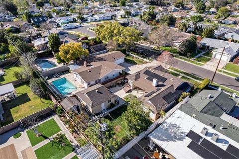 Tiny photo for 23032 Mobile St, West Hills, CA 91307 (MLS # SR26048459)