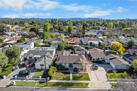 Tiny photo for 23032 Mobile St, West Hills, CA 91307 (MLS # SR26048459)