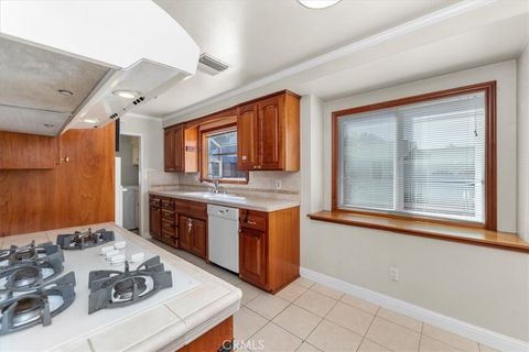 Tiny photo for 23032 Mobile St, West Hills, CA 91307 (MLS # SR26048459)