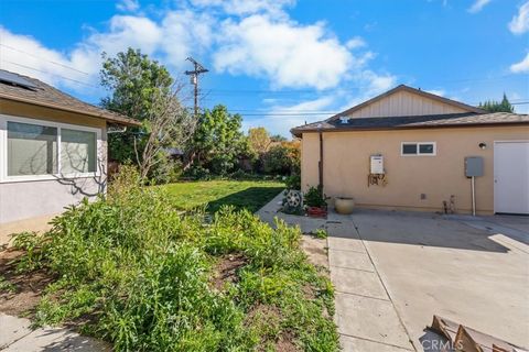 Tiny photo for 23032 Mobile St, West Hills, CA 91307 (MLS # SR26048459)