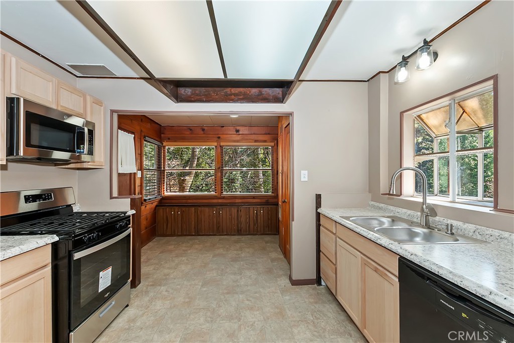 Crestline (CRES) - Residential