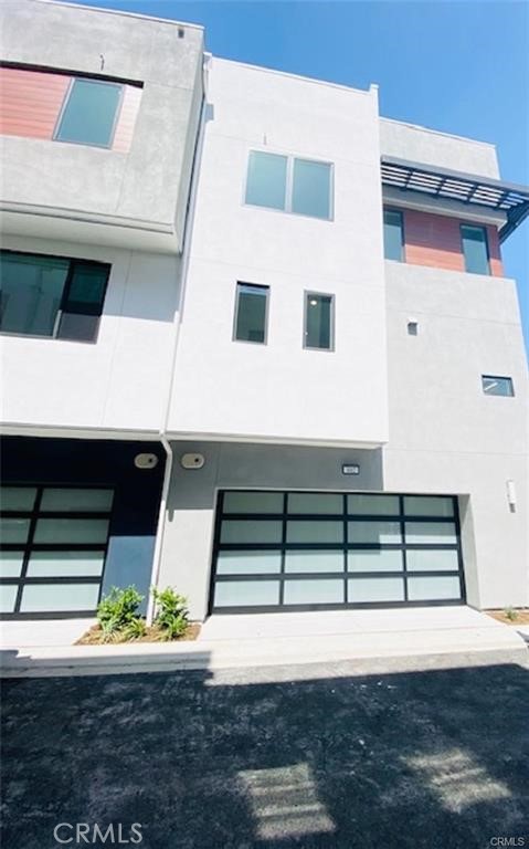 Levity at Tustin Legacy - Fleet - Residential Lease