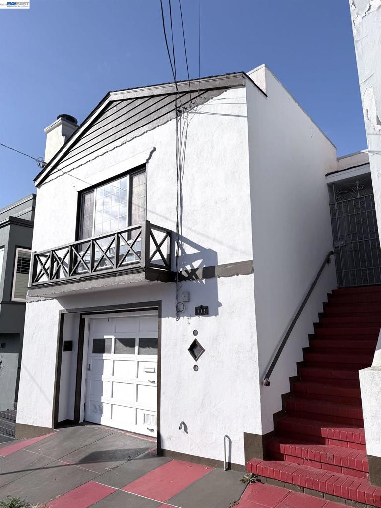 115 Navajo Ave
