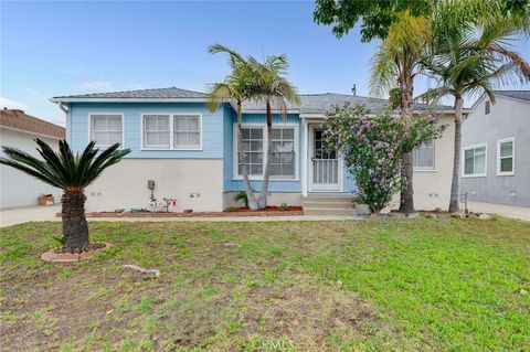 4719 Oliva Avenue Lakewood CA 90712