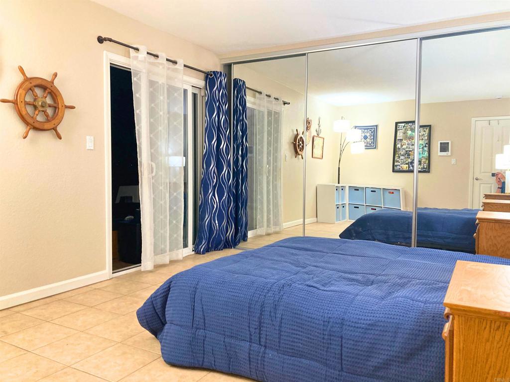 CLAIREMONT - Residential