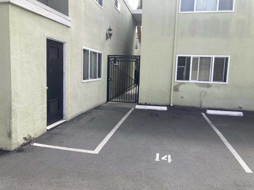 CLAIREMONT - Residential