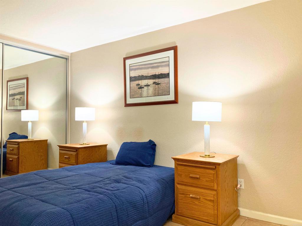 CLAIREMONT - Residential