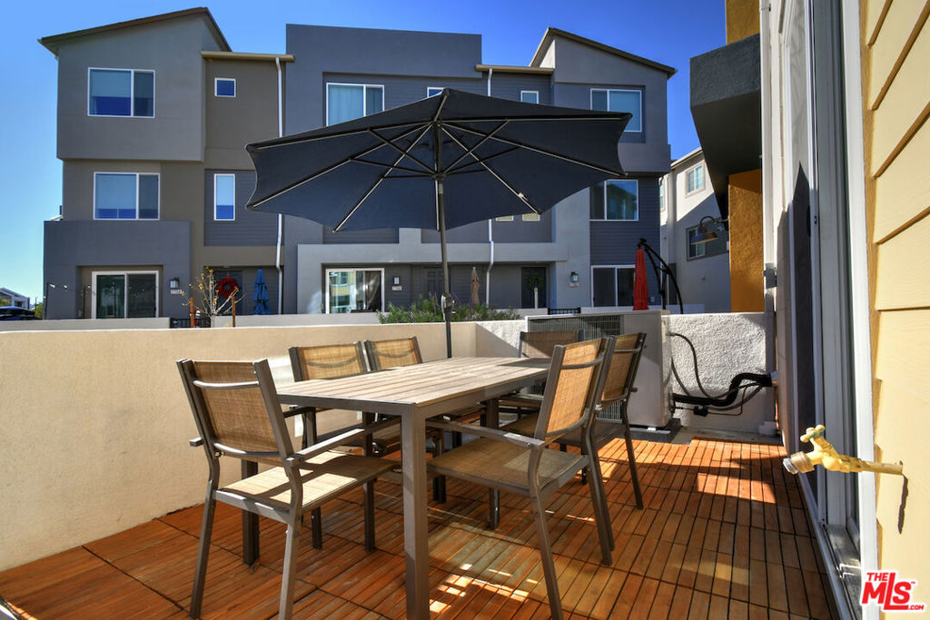 27120 Red Tail Place