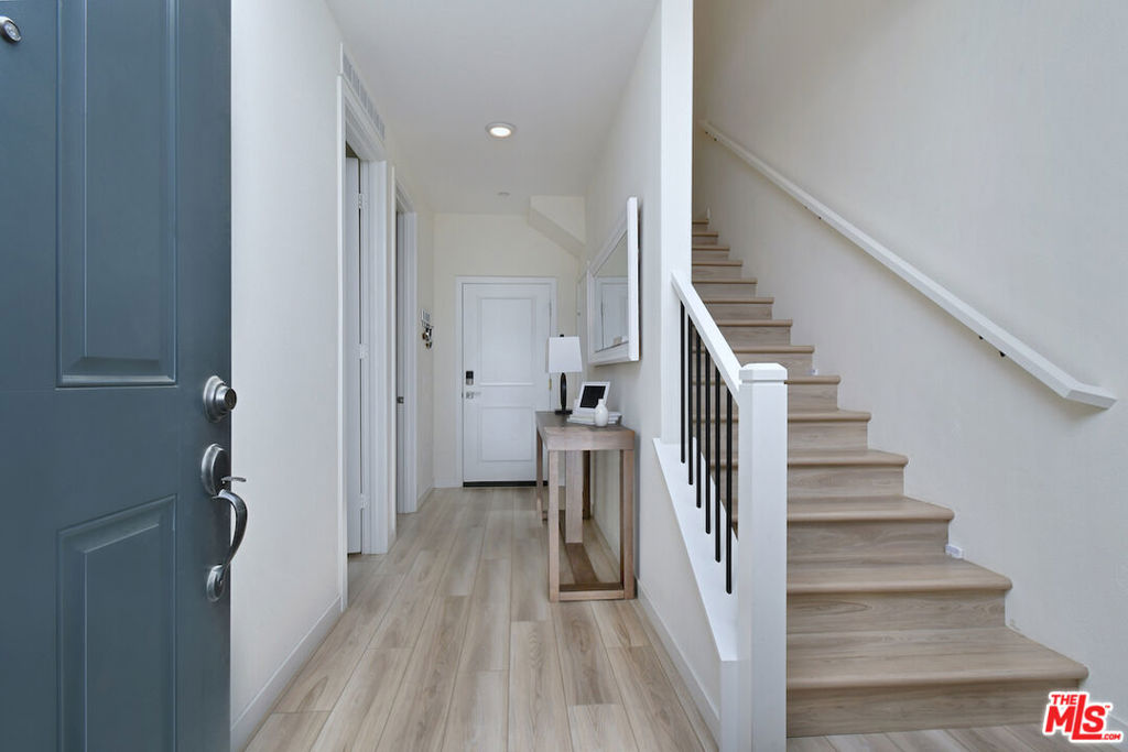 27120 Red Tail Place