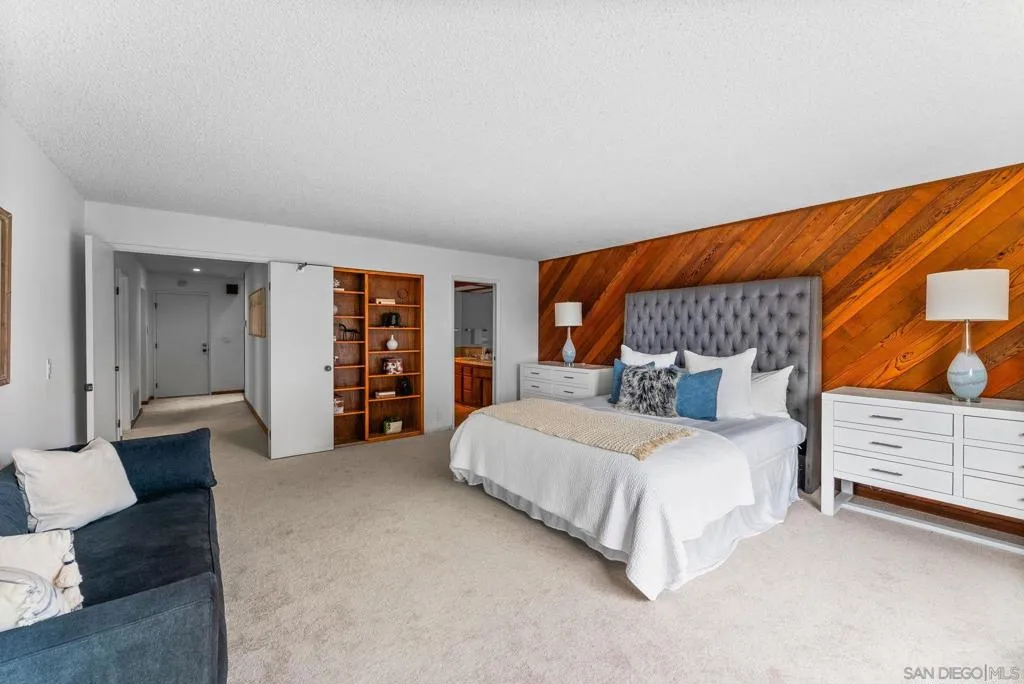 La Jolla, California 92037, United States, 3 Bedrooms Bedrooms, ,3 BathroomsBathrooms,Residential,Active,243486