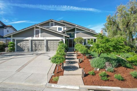Photo of 3047 High Meadow Lane, San Jose, CA 95135 (MLS # ML82039774)