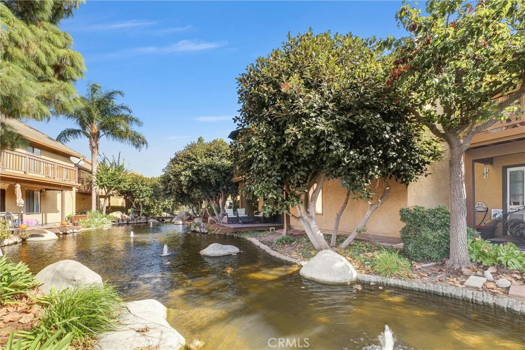 Lake Condos (CM) - Residential