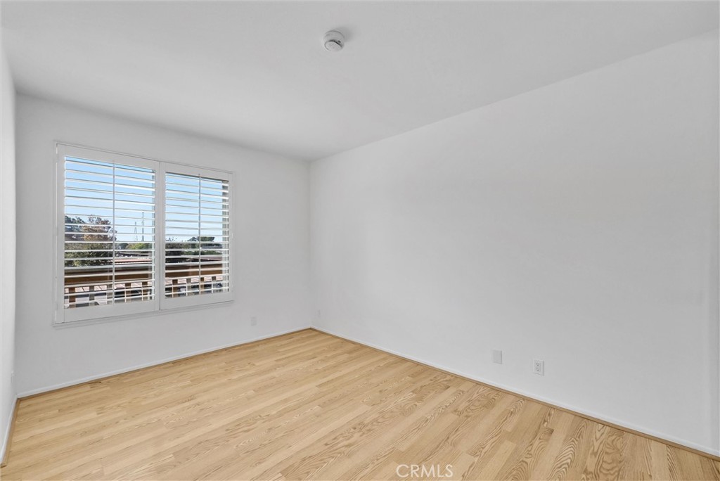 Lake Condos (CM) - Residential