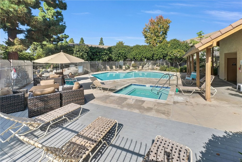 Lake Condos (CM) - Residential