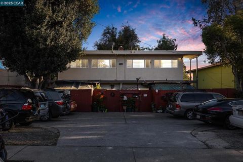 Photo of 1128 Marilyn Way, Concord, CA 94518 (MLS # 41116204) Photo of 1128 Marilyn Way, Concord, CA 94518 (MLS # 41116204)