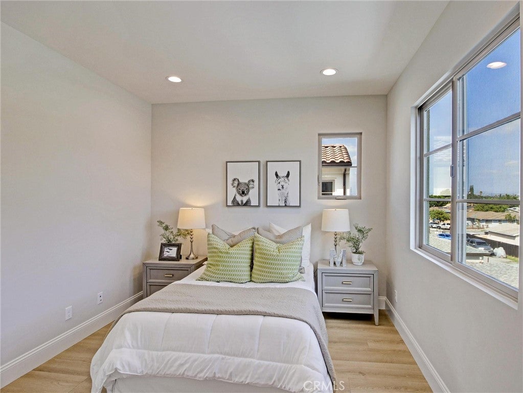 4437 Stewart D