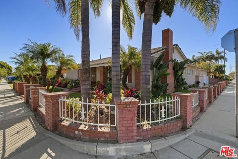 Tiny photo for 1440 Ivywood Drive, Oxnard, CA 93030 (MLS # 26651825)