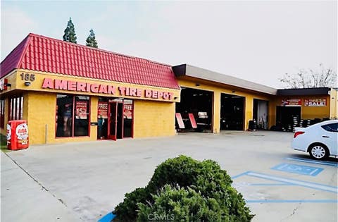 Photo of 185 E Foothill Boulevard, Rialto, CA 92376 (MLS # CV26163909)