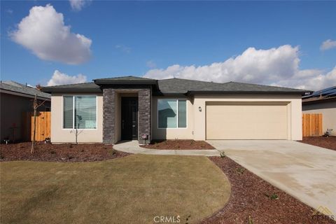 Photo of 802 Kidlington Court, Bakersfield, CA 93307 (MLS # SR26097219)