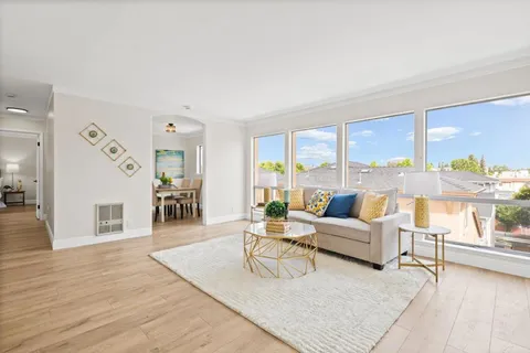 1599 Hays Street Unit 306, San Leandro, CA 94577 - MLS#: ML82016247