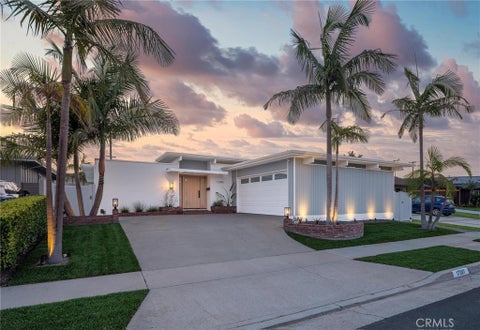 Photo of 17391 Alta Vista Circle, Huntington Beach, CA 92647 (MLS # PV26118654)