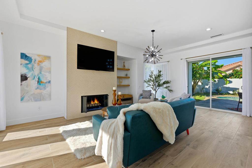La Quinta Fairways - Residential