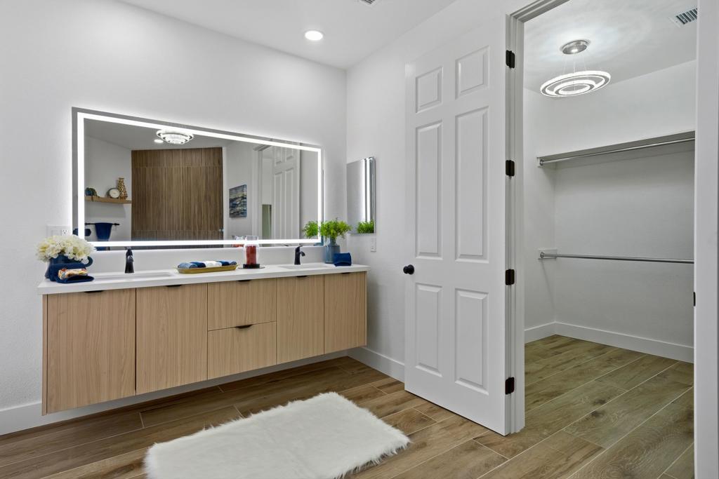 La Quinta Fairways - Residential