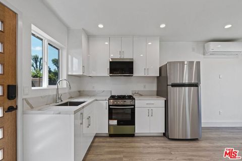 Tiny photo for 6229 Sylvia Avenue, Tarzana, CA 91335 (MLS # 26778779)