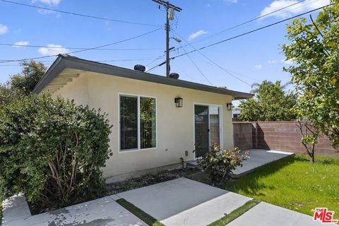 Tiny photo for 6229 Sylvia Avenue, Tarzana, CA 91335 (MLS # 26778779)