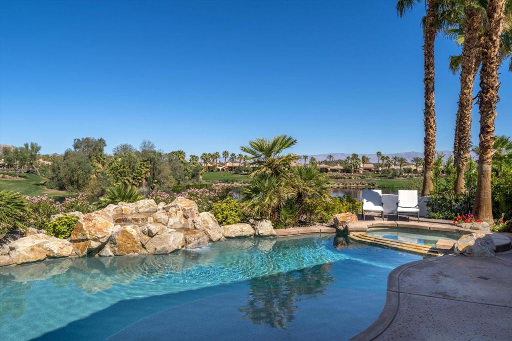 Andalusia at CM - Residential