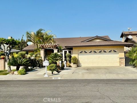 Photo of 1029 E Silvan Pl, Carson, CA 90745 (MLS # RS25247230) Photo of 1029 E Silvan Pl, Carson, CA 90745 (MLS # RS25247230)