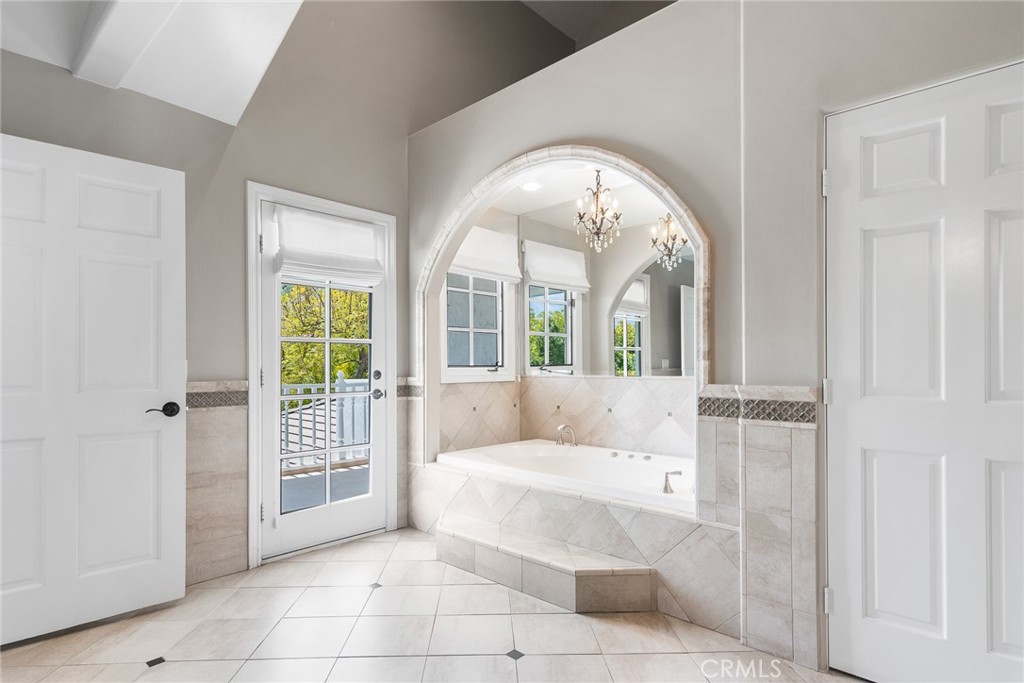 Custom NR (736) - Residential